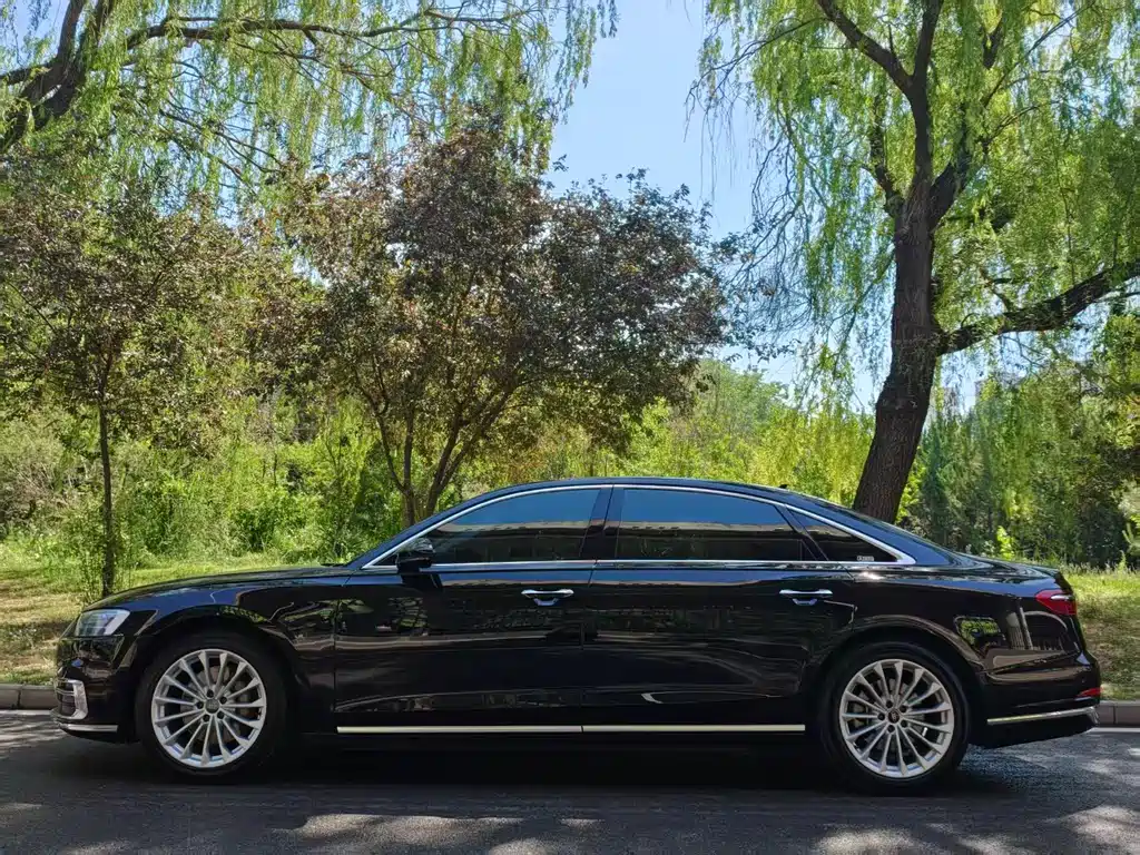 Audi A8 2021 A8L 50 TFSI quattro comfort type купить на сайте DeffCars