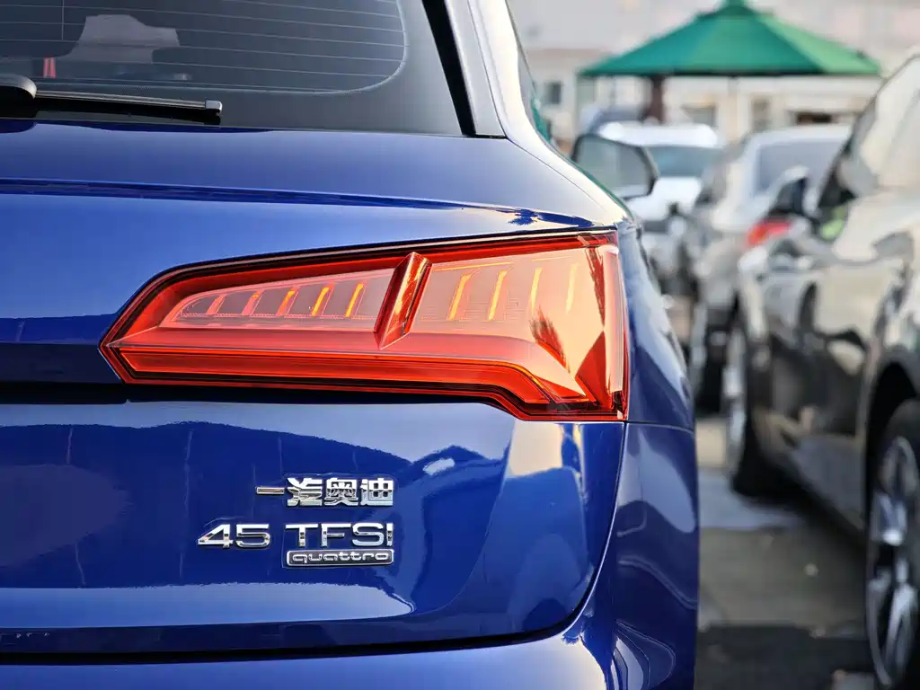 Audi Q5L 2018 45 TFSI Exclusive Fashion Model National VI купить на сайте DeffCars