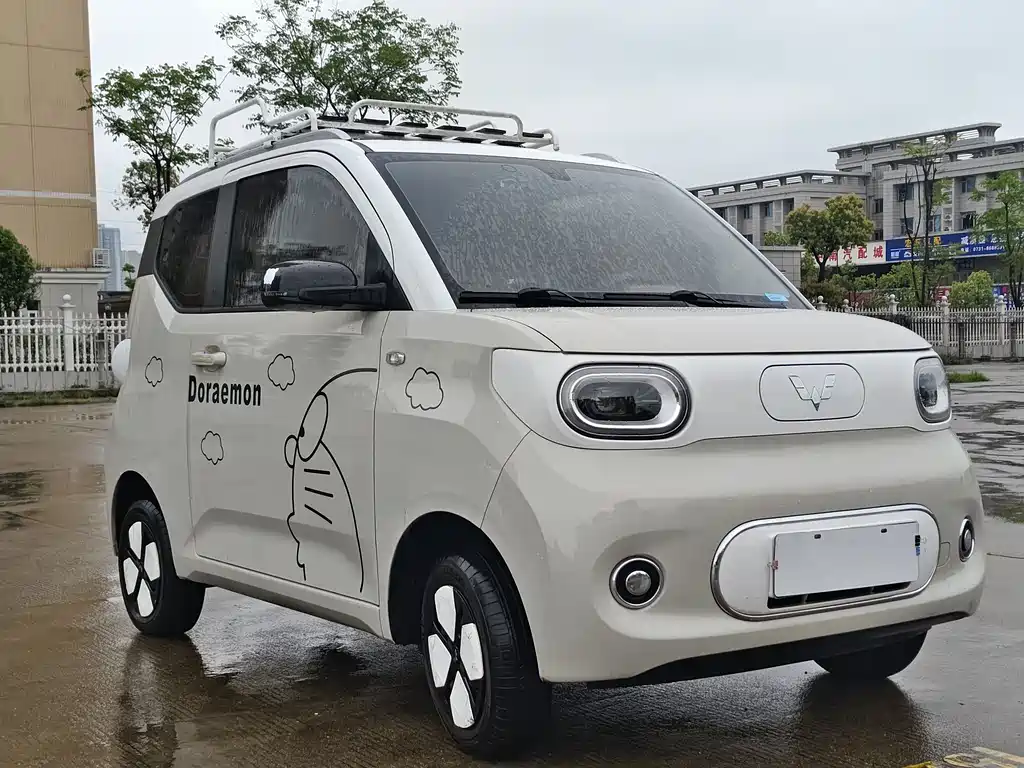 Hongguang MINIEV 2024 third generation 215km advanced version купить на сайте DeffCars