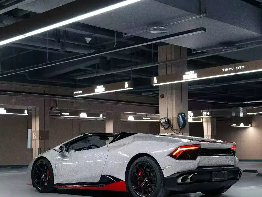 Huracan 2016 Spyder купить на сайте DeffCars