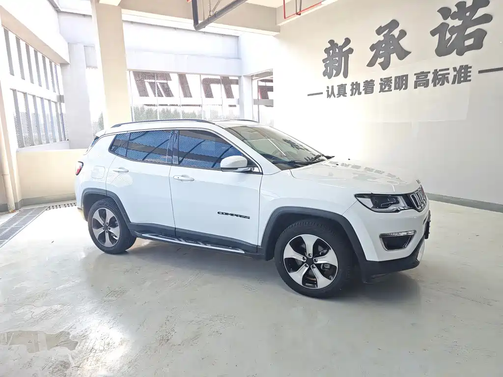 Compass 2017 200T Automatic Premium Edition купить на сайте DeffCars