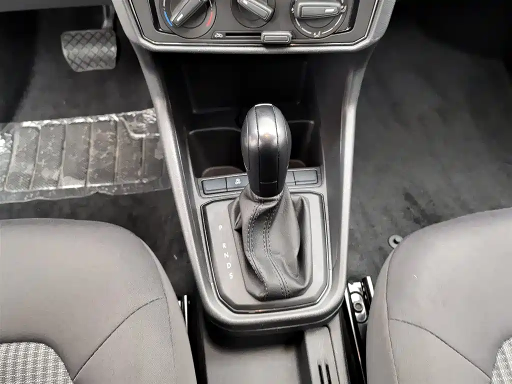 Santana 2021 1.5L automatic fashion version купить на сайте DeffCars