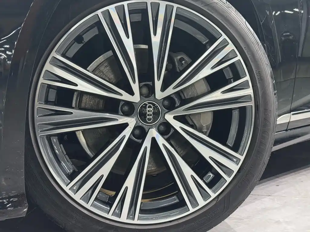 Audi A6L 2023 40 TFSI luxury and dynamic model купить на сайте DeffCars
