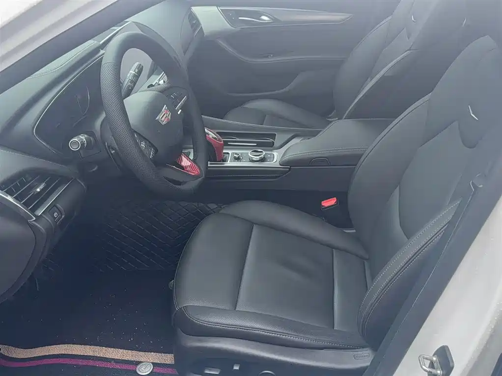 Cadillac CT5 2021 28T luxury model купить на сайте DeffCars