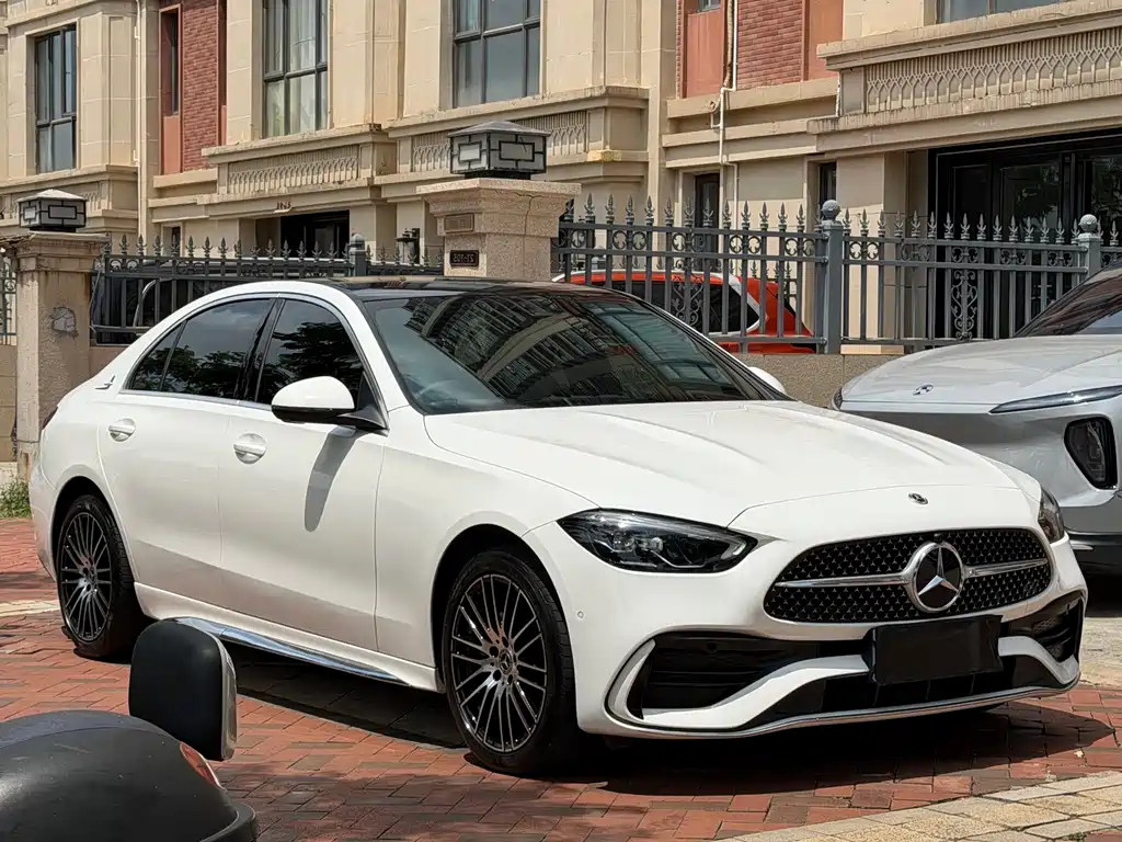 Mercedes-Benz C-Class 2023 facelift C 260 L sports version купить на сайте DeffCars