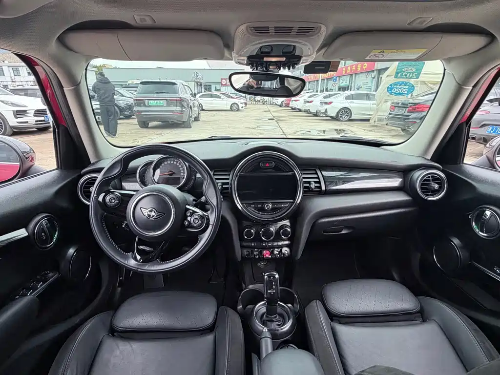 MINI 2018 1.5T COOPER Artist Five-Door Edition купить на сайте DeffCars