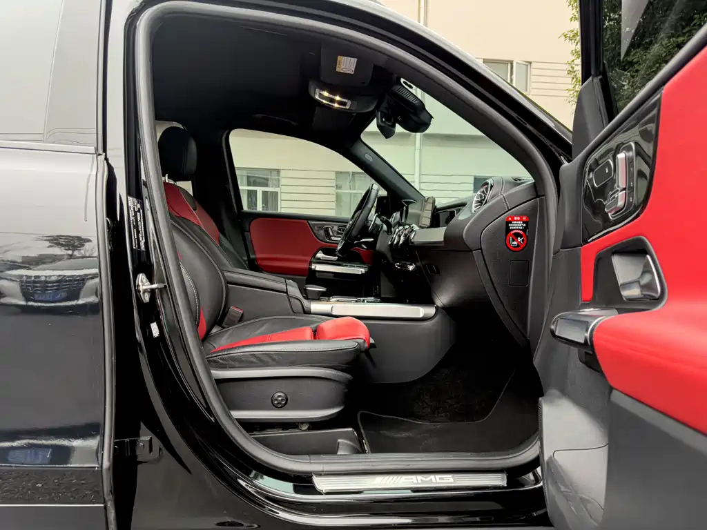 Mercedes-Benz GLB AMG 2023 AMG GLB 35 4MATIC купить на сайте DeffCars