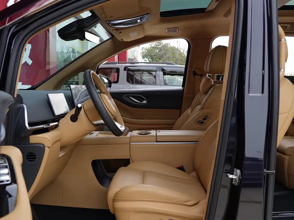 Lantu Dreamer 2025 PHEV four-wheel drive flagship Kunpeng version купить на сайте DeffCars