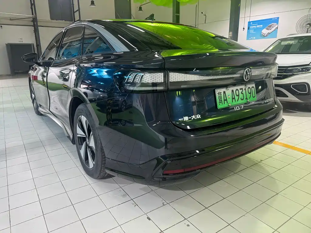 Volkswagen ID.7 VIZZION 2024 AIR купить на сайте DeffCars