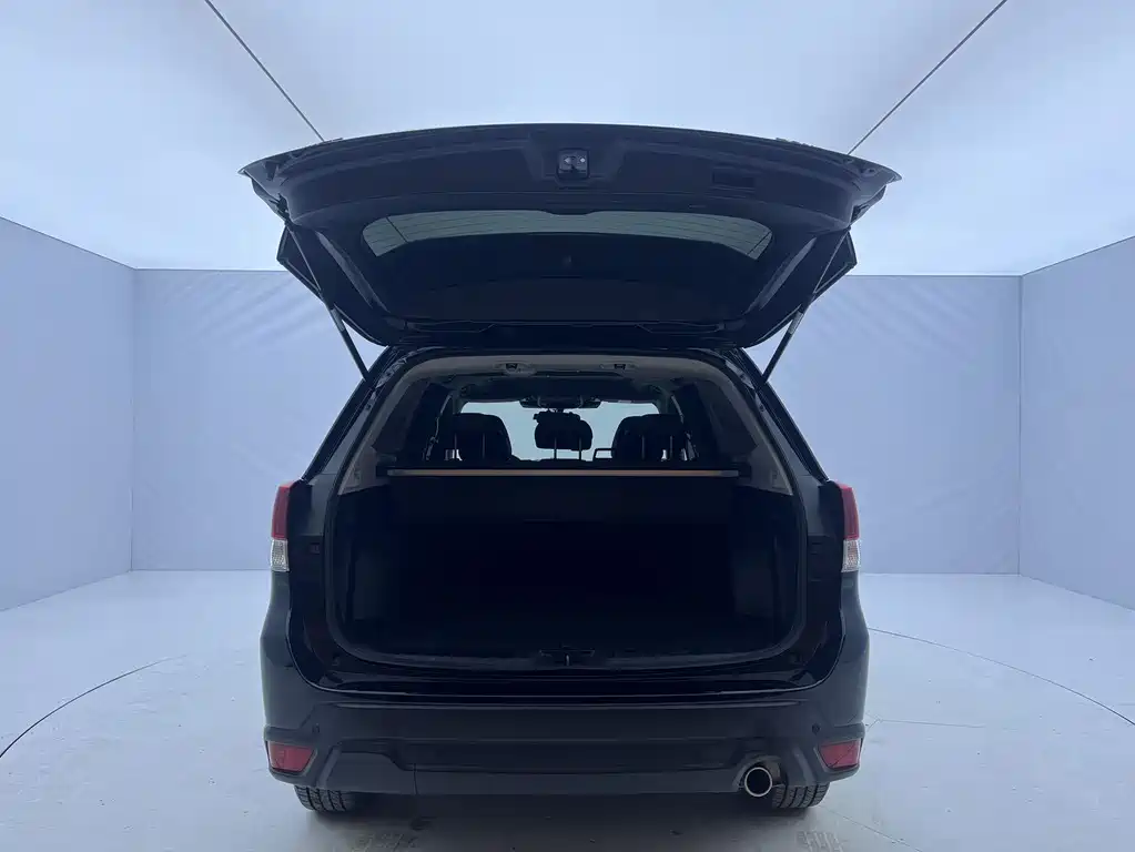 Forester 2022 2.0i AWD Deluxe Edition EyeSight купить на сайте DeffCars