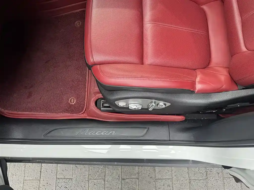 Macan 2023 Macan 2.0T купить на сайте DeffCars