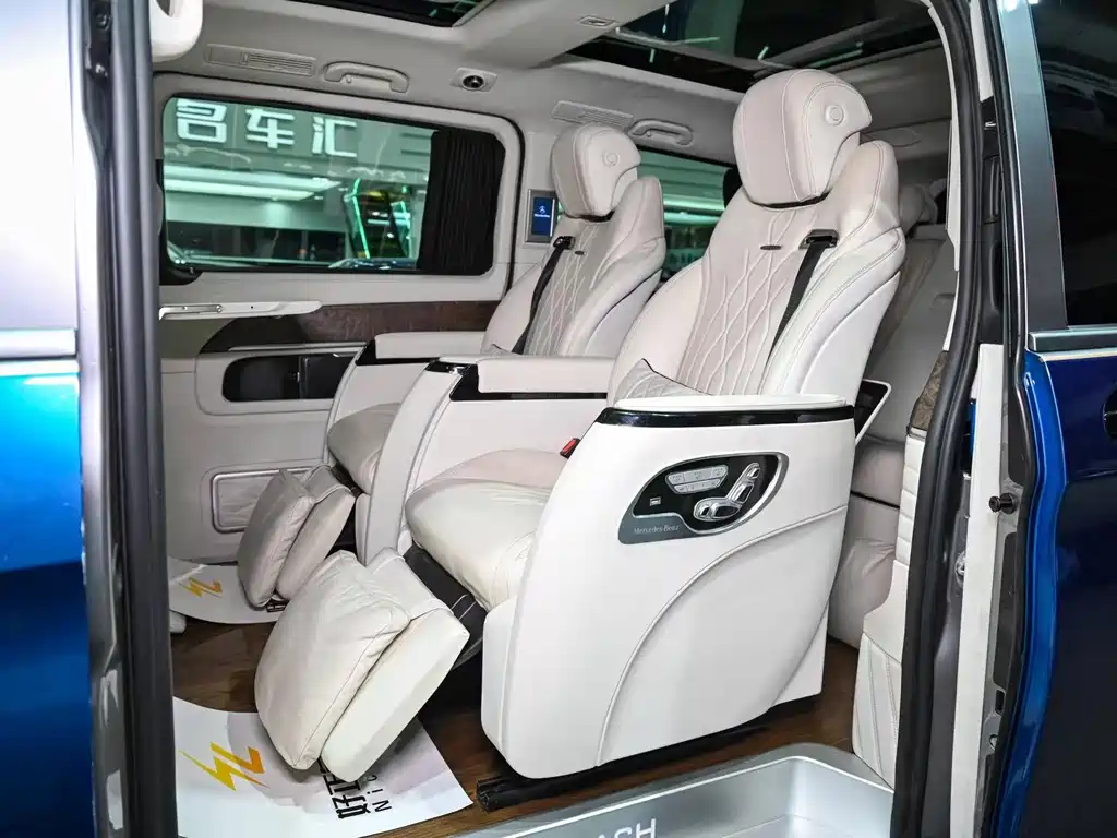Mercedes-Benz V-Class 2018 V 260 L Premium Extended Edition National VI купить на сайте DeffCars