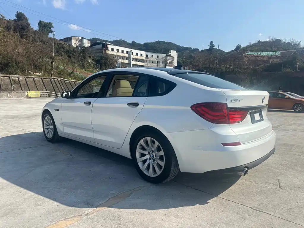BMW 5 Series GT 2011 535i Elegant купить на сайте DeffCars