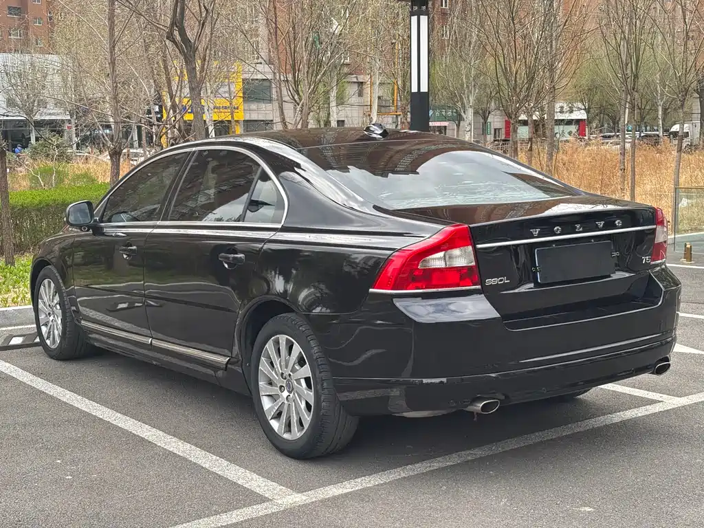 Volvo S80L 2012 2.0T T5 Zhizun Edition купить на сайте DeffCars