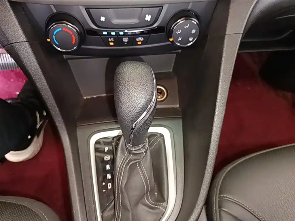 Yinglang 2021 model model 1.5L automatic elite model купить на сайте DeffCars