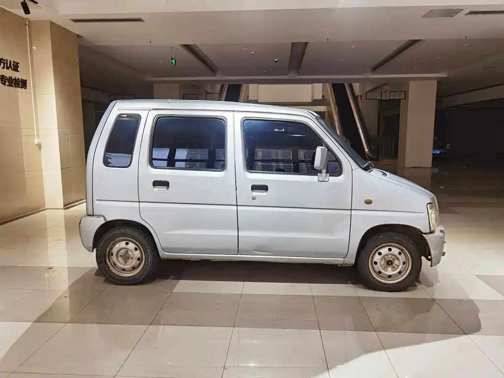 Beidou Star 2013 Entrepreneur Edition 1.0L Manual Economical Type купить на сайте DeffCars