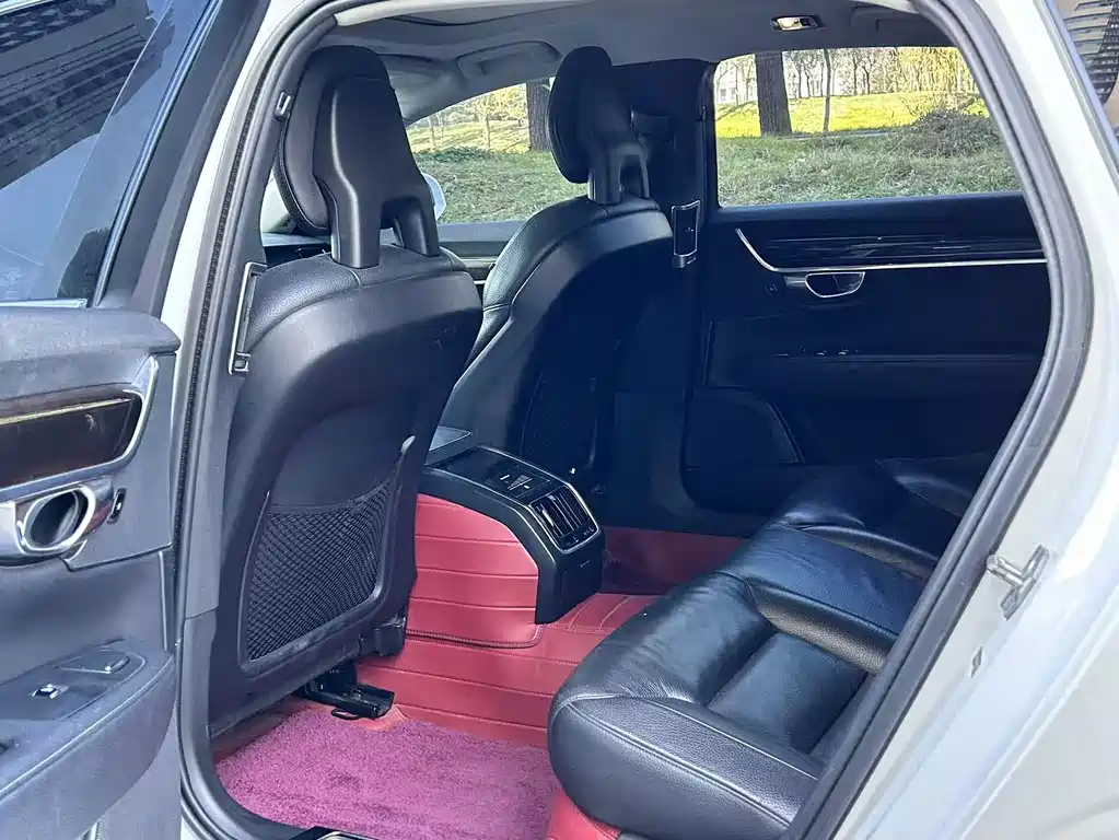 Volvo S90 2017 T4 Zhiyuan Edition купить на сайте DeffCars