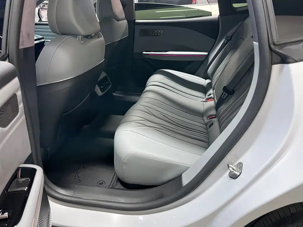 Galaxy E8 2025 700km Yuanhang Intelligent Driving Edition купить на сайте DeffCars