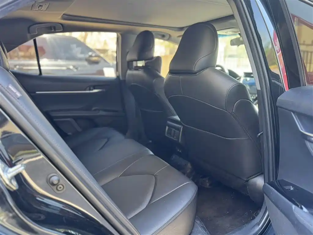 Camry 2019 2.5G Deluxe Edition National VI купить на сайте DeffCars