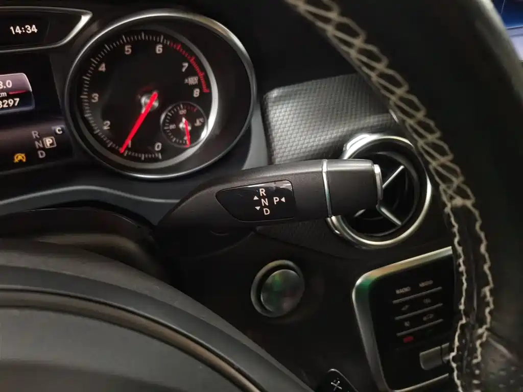 Mercedes-Benz GLA 2018 GLA 200 Fashion Model купить на сайте DeffCars