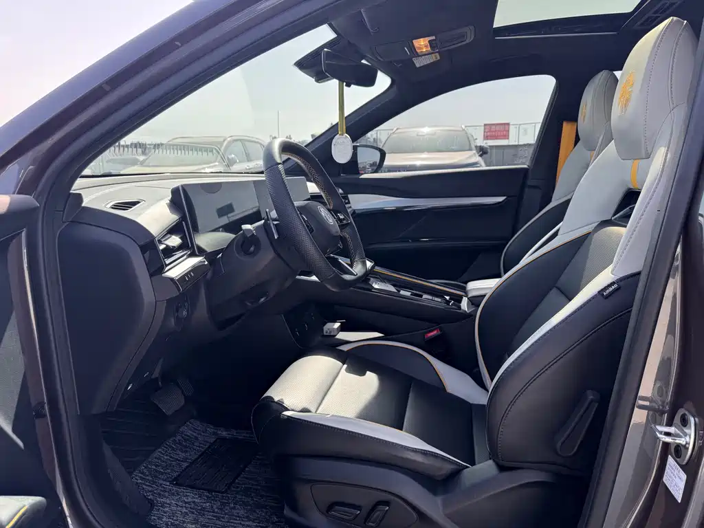 MG5 Scorpio 2022 1.5T Trophy Sports Luxury Edition купить на сайте DeffCars