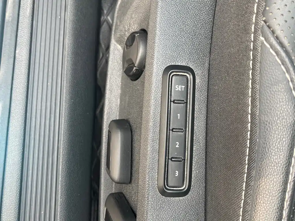Passat 2024 330TSI Star Elite Edition купить на сайте DeffCars