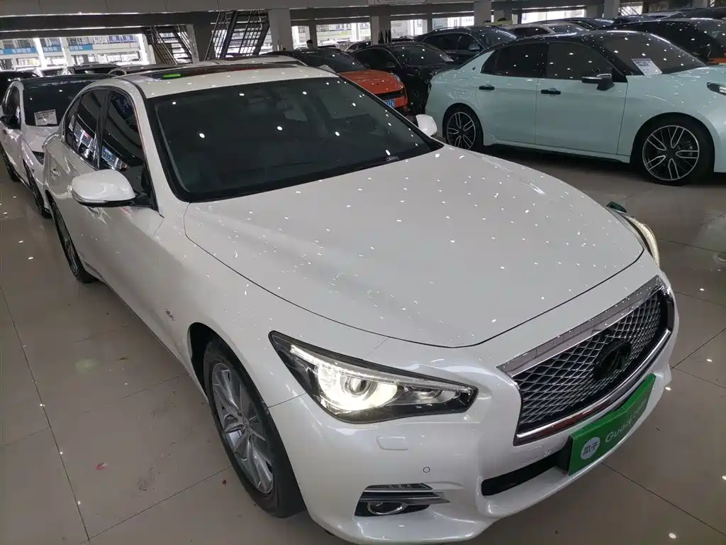 Infiniti Q50L 2015 2.0T Enjoy Edition купить на сайте DeffCars