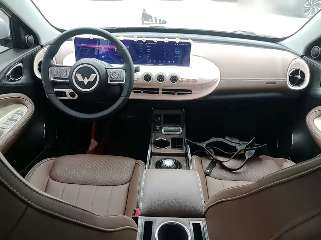 Wuling Bingo 2023 model 333km Lingxi Internet+ model купить на сайте DeffCars