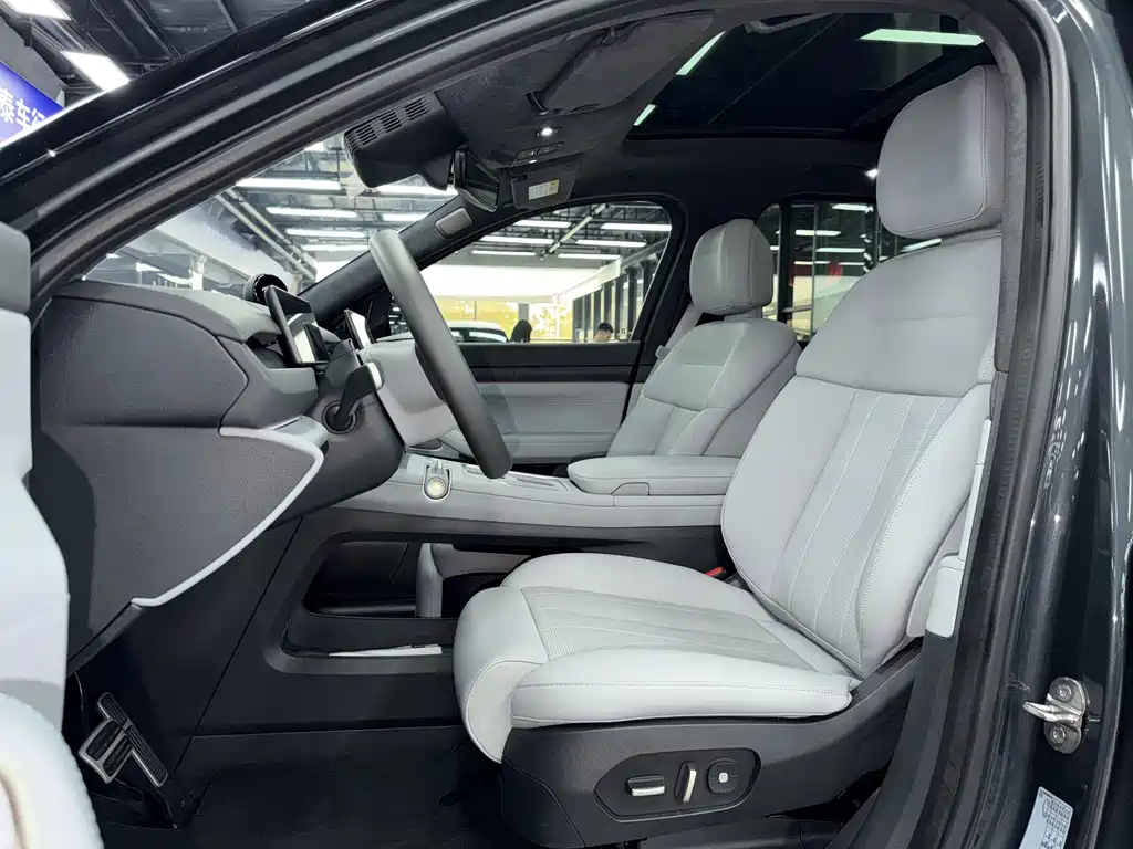 NIO ES8 2024 model 100kWh купить на сайте DeffCars