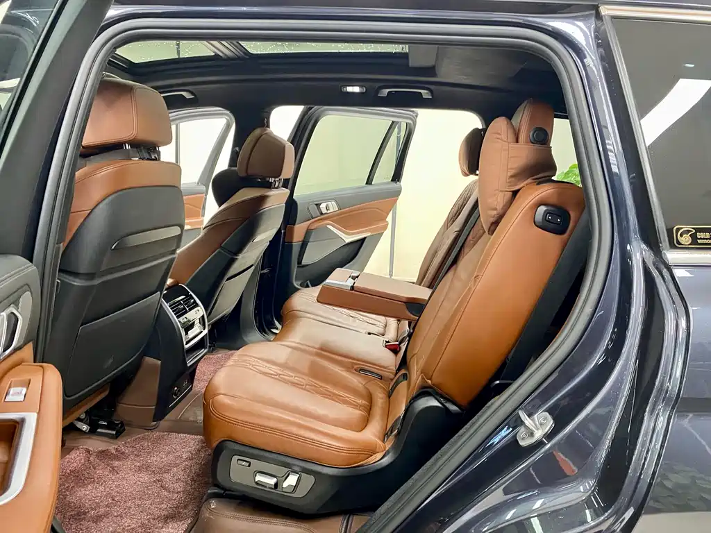 BMW X7 2021 xDrive40i Exclusive Luxury Package купить на сайте DeffCars