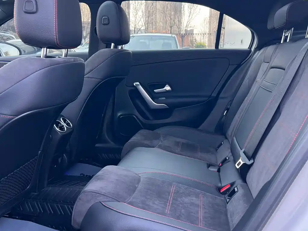 Mercedes-Benz A-Class 2023 A 200 L Fashion Model купить на сайте DeffCars