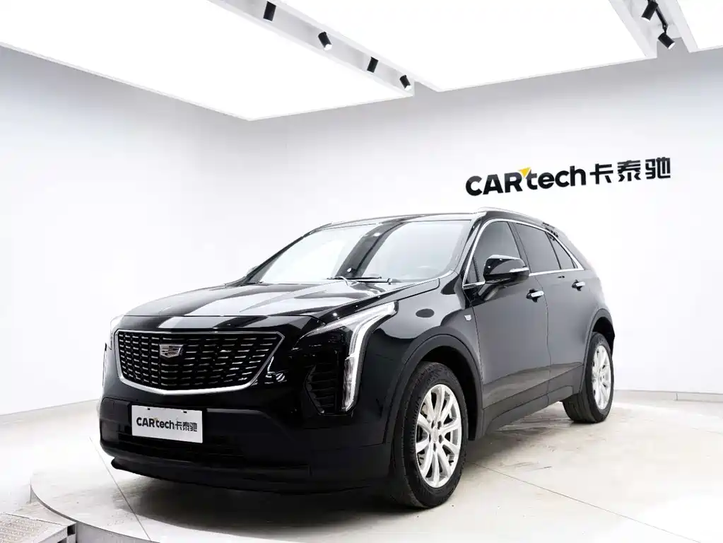 Cadillac XT4 2022 28T two-wheel drive fashion model купить на сайте DeffCars