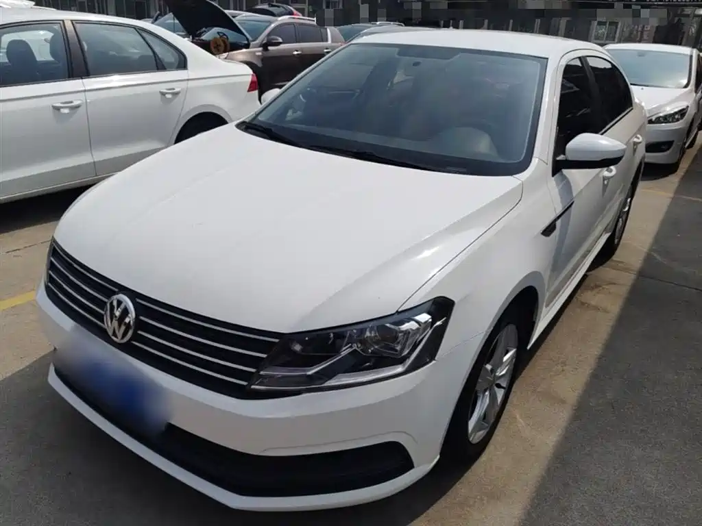 Lavida 2017 1.6L automatic fashion version купить на сайте DeffCars
