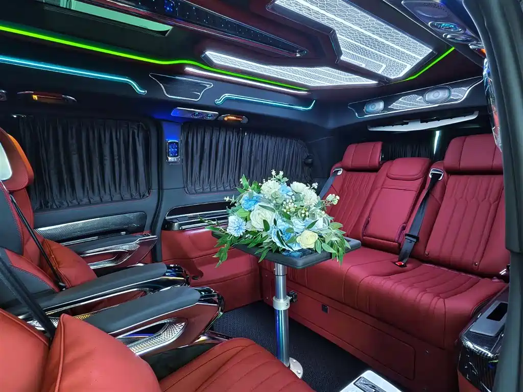 Vito 2024 2.0T Business Edition 7 seats купить на сайте DeffCars