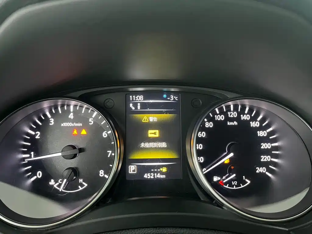 Qashqai 2021 2.0L CVT Deluxe Edition купить на сайте DeffCars