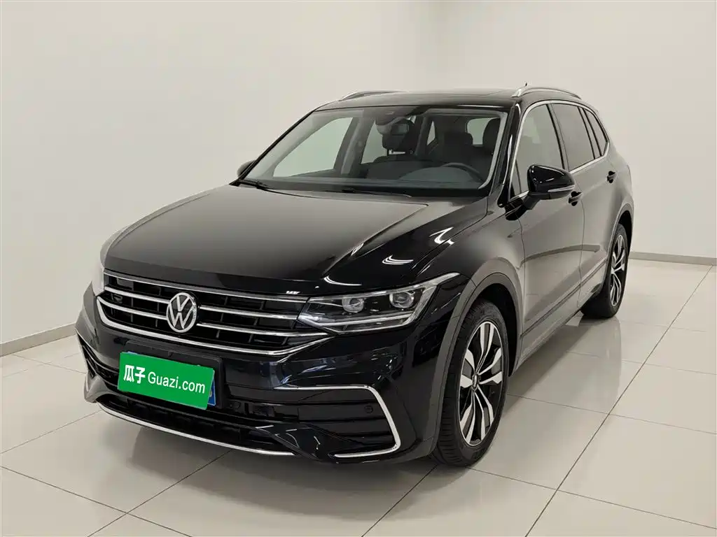 Tiguan L 2023 330TSI automatic two-wheel drive R-Line version купить на сайте DeffCars
