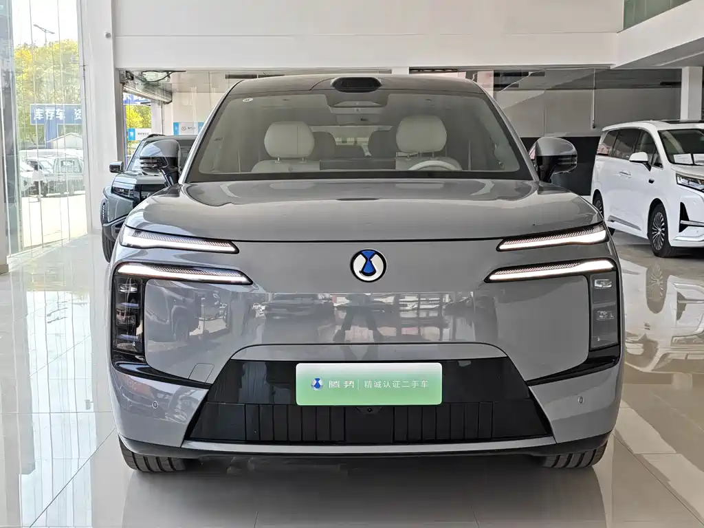 Denza N8L 2025 flagship model купить на сайте DeffCars