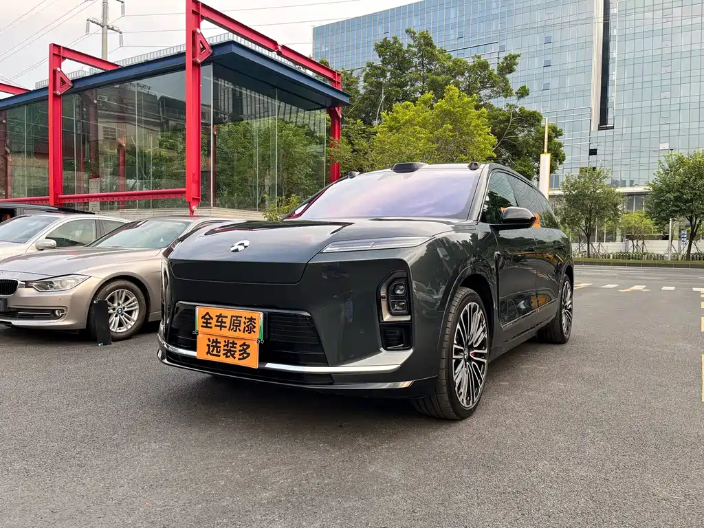 NIO ES8 2026 Six-seater Executive Signature Edition купить на сайте DeffCars
