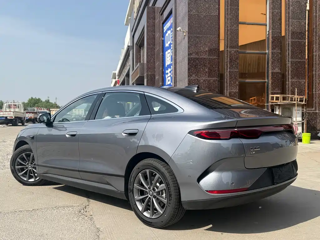 Qin L 2025 EV 470KM leading model купить на сайте DeffCars