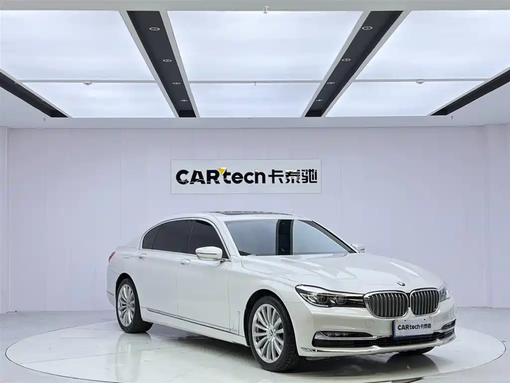 BMW 7 Series 2018 730Li Leading Excellence Package купить на сайте DeffCars