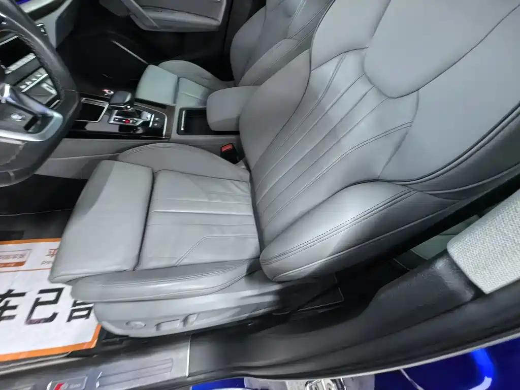 Audi Q5L 2021 40 TFSI luxury and dynamic model купить на сайте DeffCars