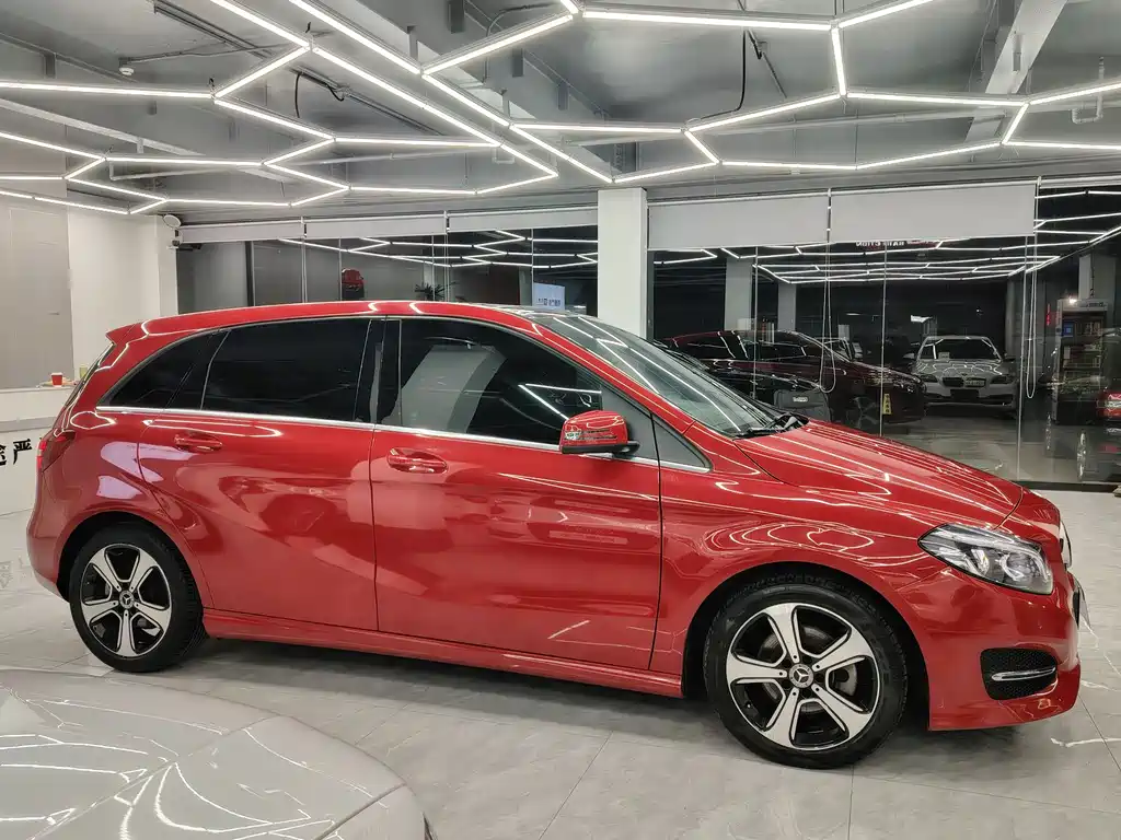 Mercedes-Benz B-Class 2017 B 200 Fashion Model купить на сайте DeffCars
