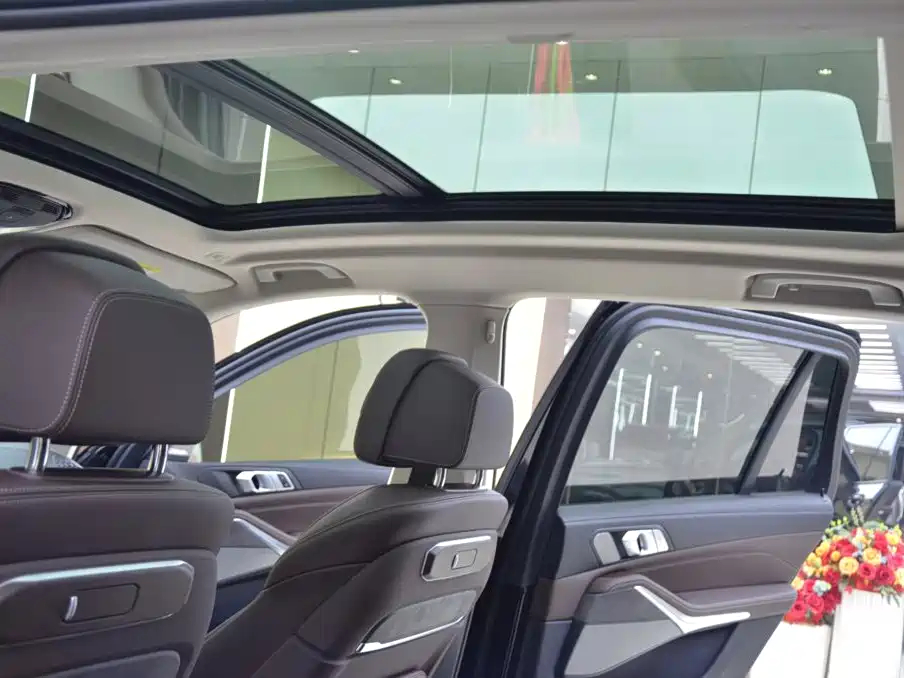 BMW X5 2026 Facelift xDrive 30Li Exclusive M Sports Night Package купить на сайте DeffCars