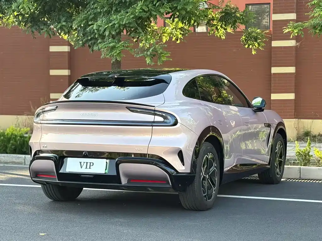 Xiaomi YU7 2025 ultra-long battery life rear-wheel drive version купить на сайте DeffCars