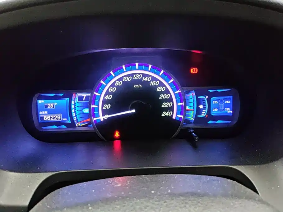 BYD S7 2016 1.5T manual premium model купить на сайте DeffCars
