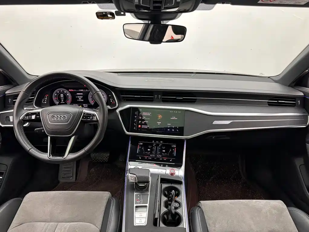 Audi A6L 2024 45 TFSI quattro premium dynamic model купить на сайте DeffCars