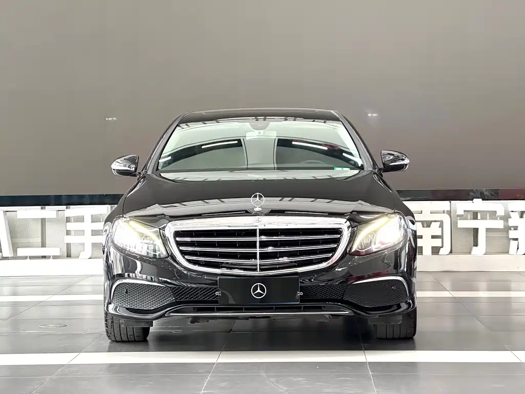 Mercedes-Benz E-Class 2018 E 200 L купить на сайте DeffCars