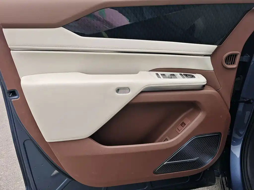 Summer 2025 DM-i 1.5T 180km Excellent Type купить на сайте DeffCars