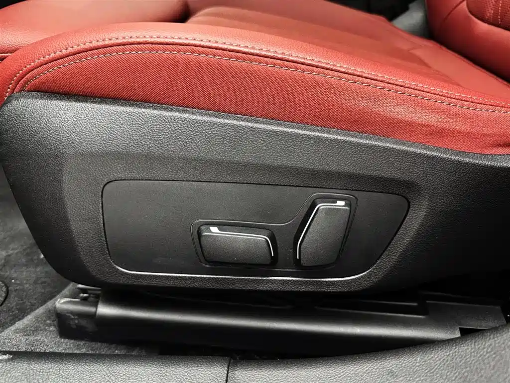 BMW 3 Series 2023 320Li M Sports Package купить на сайте DeffCars