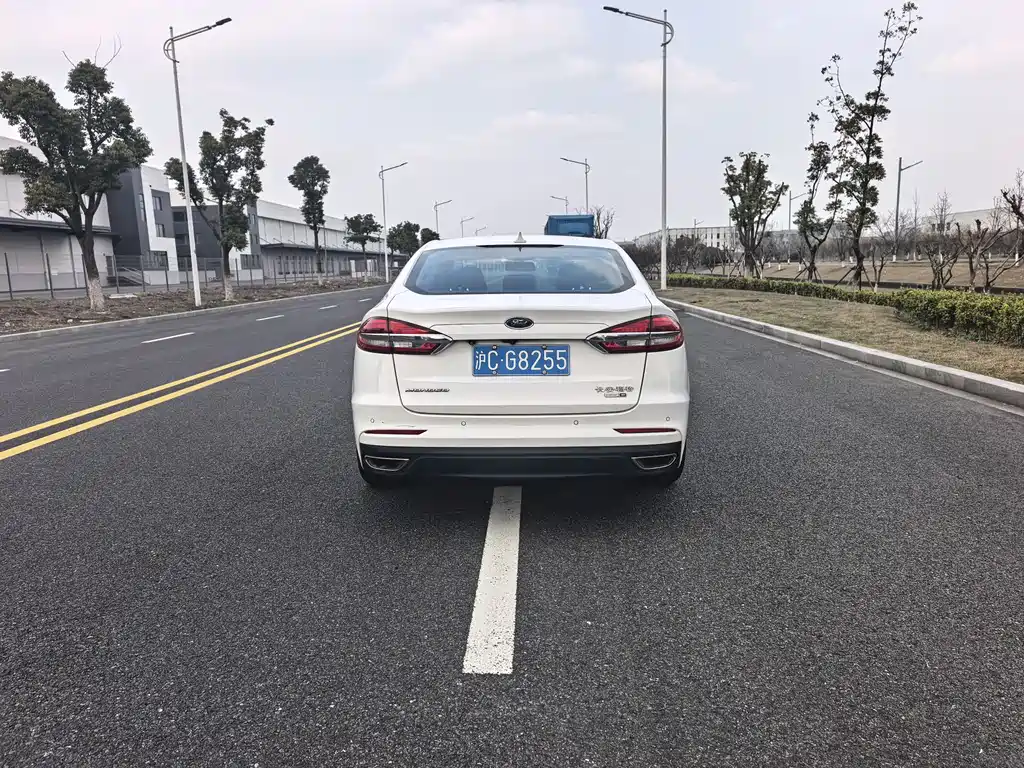 Mondeo 2020 EcoBoost 180 Fashion Model купить на сайте DeffCars